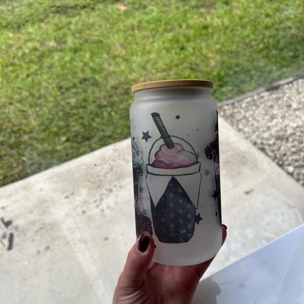 Wednesday Addams libbey cup - Picture 4 of 4